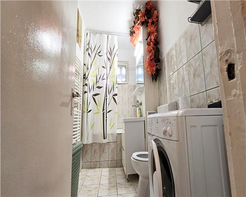 Apartament 3 camere, S 63 mp+balcon, decomandat, Manastur.