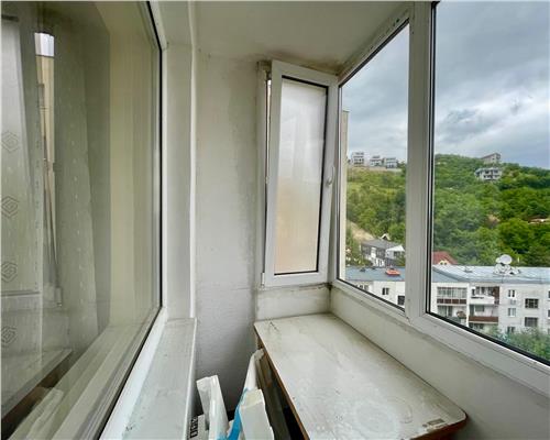 Apartament 2 camere, decomandat, mobilat, Grigorescu.