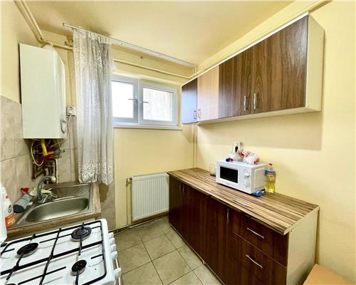 Apartament 2 camere, decomandat, mobilat, Grigorescu.