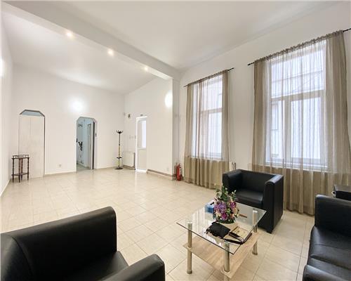 Spatiu de birou 2 camere, S-50mp, str. Dorobantilor