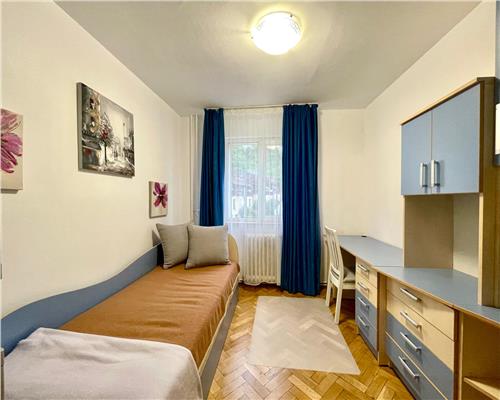 Apartament 4 camere, S 81 mp, mobilat, Grigorescu.