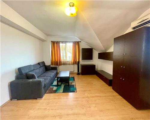 Apartament 2 camere, decomandat, zona Calea Turzii.