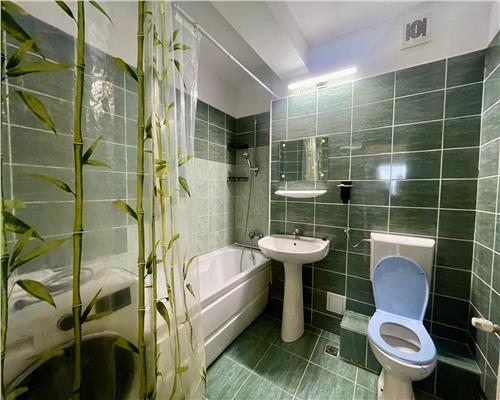 Apartament 2 camere, decomandat, zona Calea Turzii.