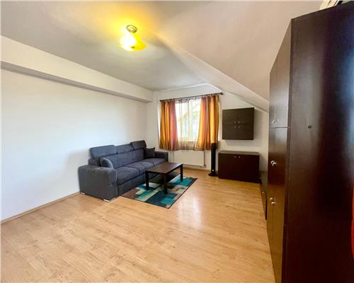 Apartament 2 camere, decomandat, zona Calea Turzii.