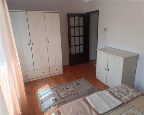 Apartament 3 camere, decomandat, Manastur.