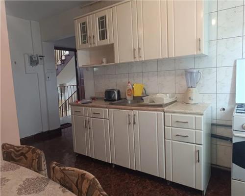 Apartament 3 camere, decomandat, Manastur.