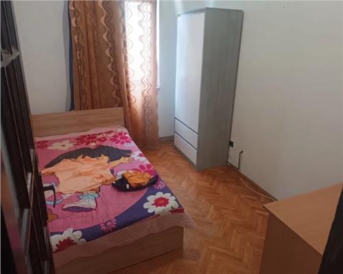 Apartament 3 camere, decomandat, Manastur.
