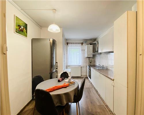 Apartament 4 camere decomandat, S79mp+2 balcoane, Zorilor.