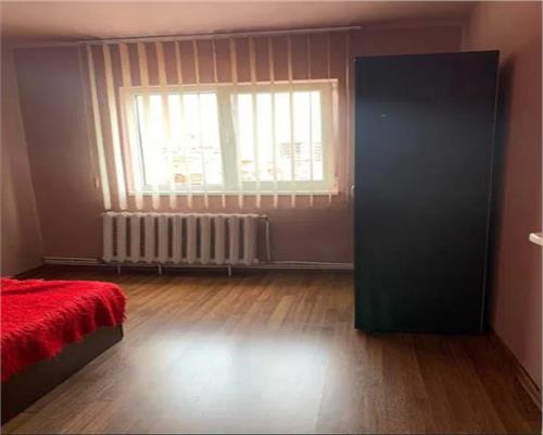 Apartament 2 camere, decomandat, Manastur, Zona OMV.