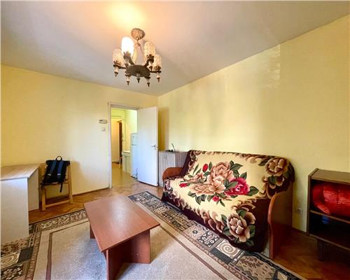 Apartament 2 camere, mobilat, utilat, zona Hotel Royal.