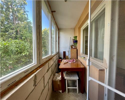 Apartament 2 camere, mobilat, utilat, zona Hotel Royal.