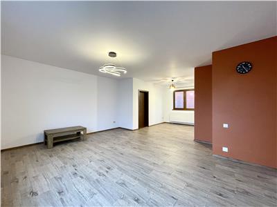 Casa de inchiriat 6 camere, S 288 mp + curte, Buna Ziua.