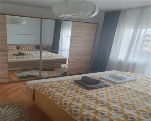 Apartament 2 camere, decomandat, parcare, Zona USAMV.