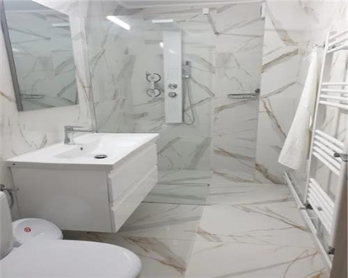 Apartament 2 camere, decomandat, parcare, Zona USAMV.