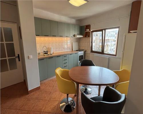 Apartament 2 camere, decomandat, parcare, Nasaud.