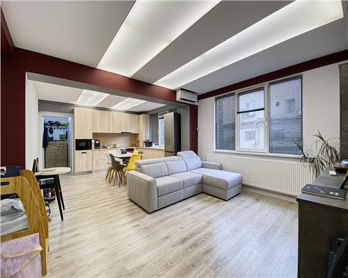 Apartament 4 camere, S83 mp, recent renovat, UltraCentral