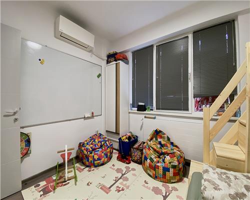 Apartament 4 camere, S83 mp, recent renovat, UltraCentral