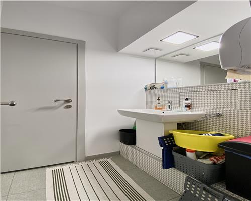 Apartament 4 camere, S83 mp, recent renovat, UltraCentral
