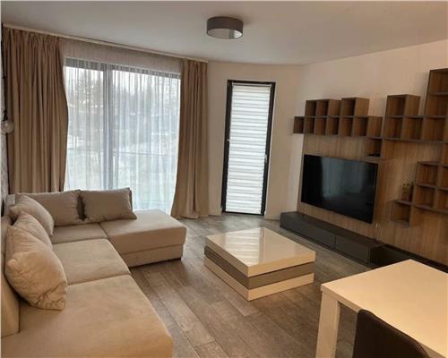 Apartament 3 camere, LUX, zona FSEGA.