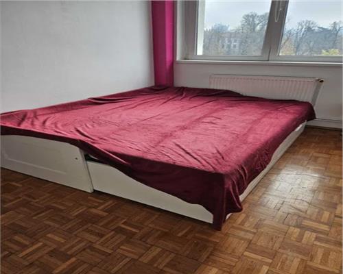 Apartament 3 camere, decomandat, parcare, Central.
