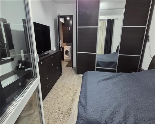 Apartament 3 camere, decomandat, parcare, Zona USAMV.
