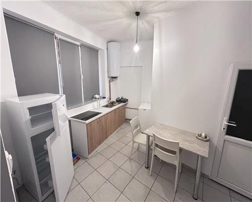 Apartament 1 camera, S- 60 mp,  Central.