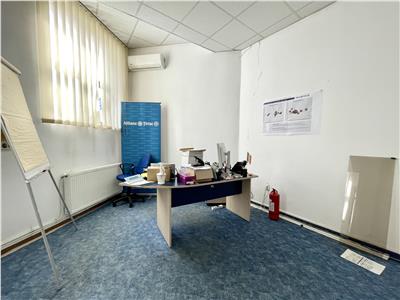 Spatiu comercial, S 97 mp, front stradal 9 mp, str. Primaverii.