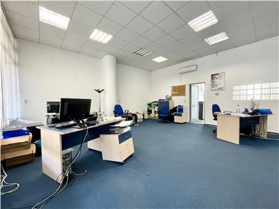 Spatiu comercial, S 97 mp, front stradal 9 mp, str. Primaverii.