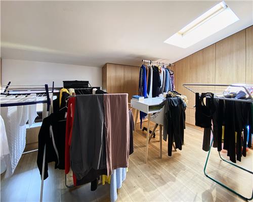 Casa tip Triplex, 5 camere, ultrafinisata,  Europa.
