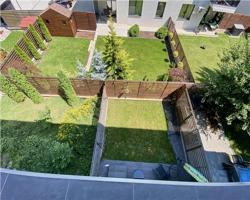 Casa tip Triplex, 5 camere, ultrafinisata,  Europa.