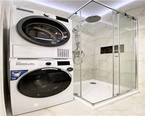 Apartament 3 camere, S 70 mp,  Andrei Muresanu Sud.