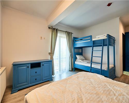 Pensiune la cheie langa partia de schi Toplita, 11 camere, Su642 mp
