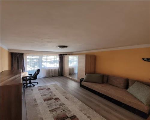 Apartament 2 camere, decomandat, Manastur.
