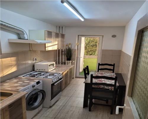 Apartament 2 camere, decomandat, Manastur.