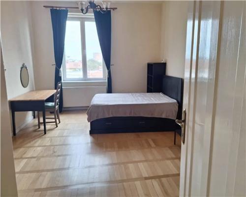 Apartament 2 camere, decomandat, Semicentral.