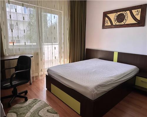 Apartament 2 camere, decomandat, zona Calea Turzii.
