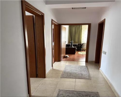 Apartament 2 camere, decomandat, zona Calea Turzii.