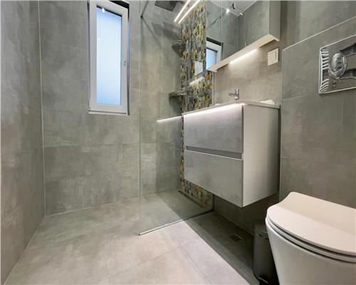 Apartament 2 camere, LUX, mobilat, zona The Office.