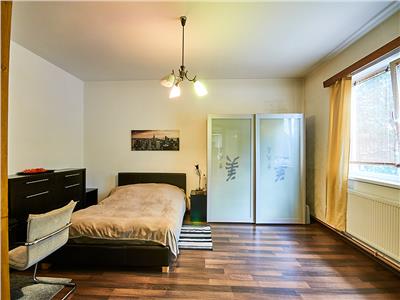 Apartament 2 camere in Vila, S100 mp. zona Parcul Central