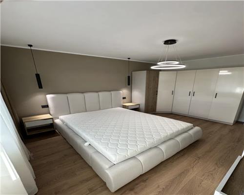 Apartament 3 camere, prima inchiriere, Andrei Muresanu.