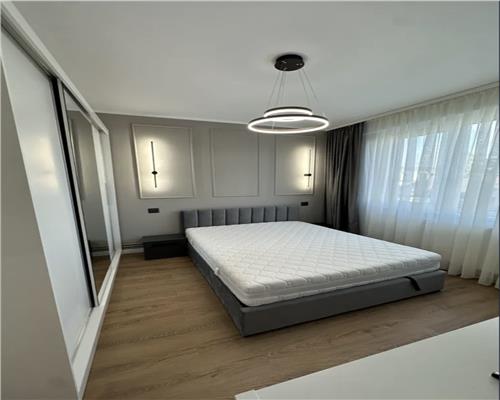 Apartament 3 camere, prima inchiriere, Andrei Muresanu.