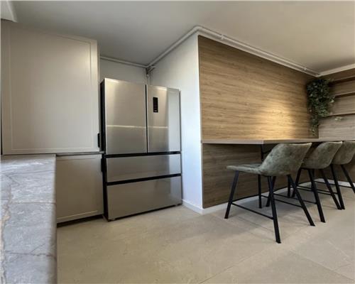 Apartament 3 camere, prima inchiriere, Andrei Muresanu.