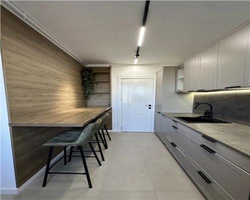 Apartament 3 camere, prima inchiriere, Andrei Muresanu.