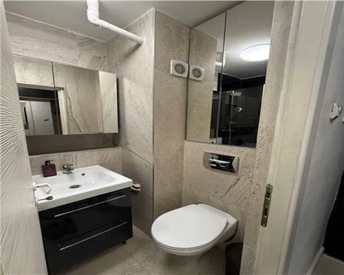 Apartament 2 camere, semidecomandat, mobilat, Gheorghieni.