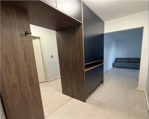 Apartament 2 camere, semidecomandat, mobilat, Gheorghieni.