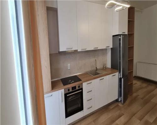 Apartament 3 camere, prima inchiriere, mobilat, Central.