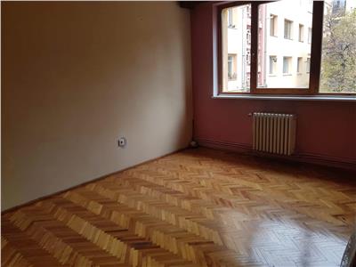 Apartament 2 camere, ultracentral, S 47 mp, Horea.