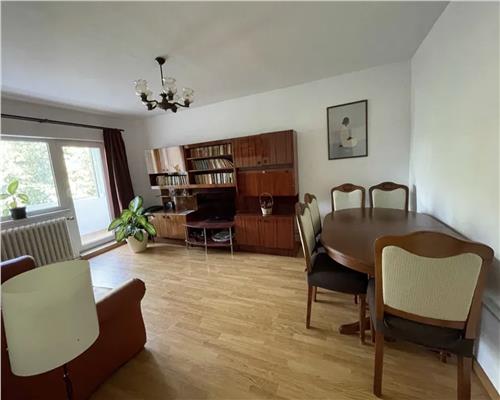 Apartament 4 camere, S 85 mp, Semicentral.