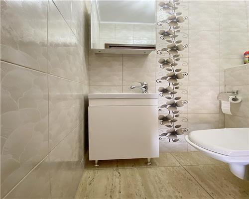 Apartament 3 camere, 2 bai, bloc nou, Augustin Presecan