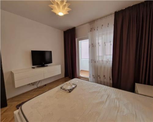 Apartament 3 camere, S 70mp, mobilat, zona Golden Tulip.